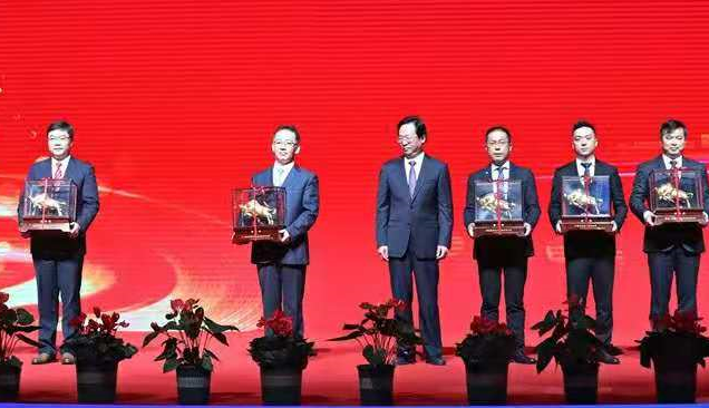 ʵ ٴѼ  ppϷƽ̨ɷ綫ϲţ񽱡